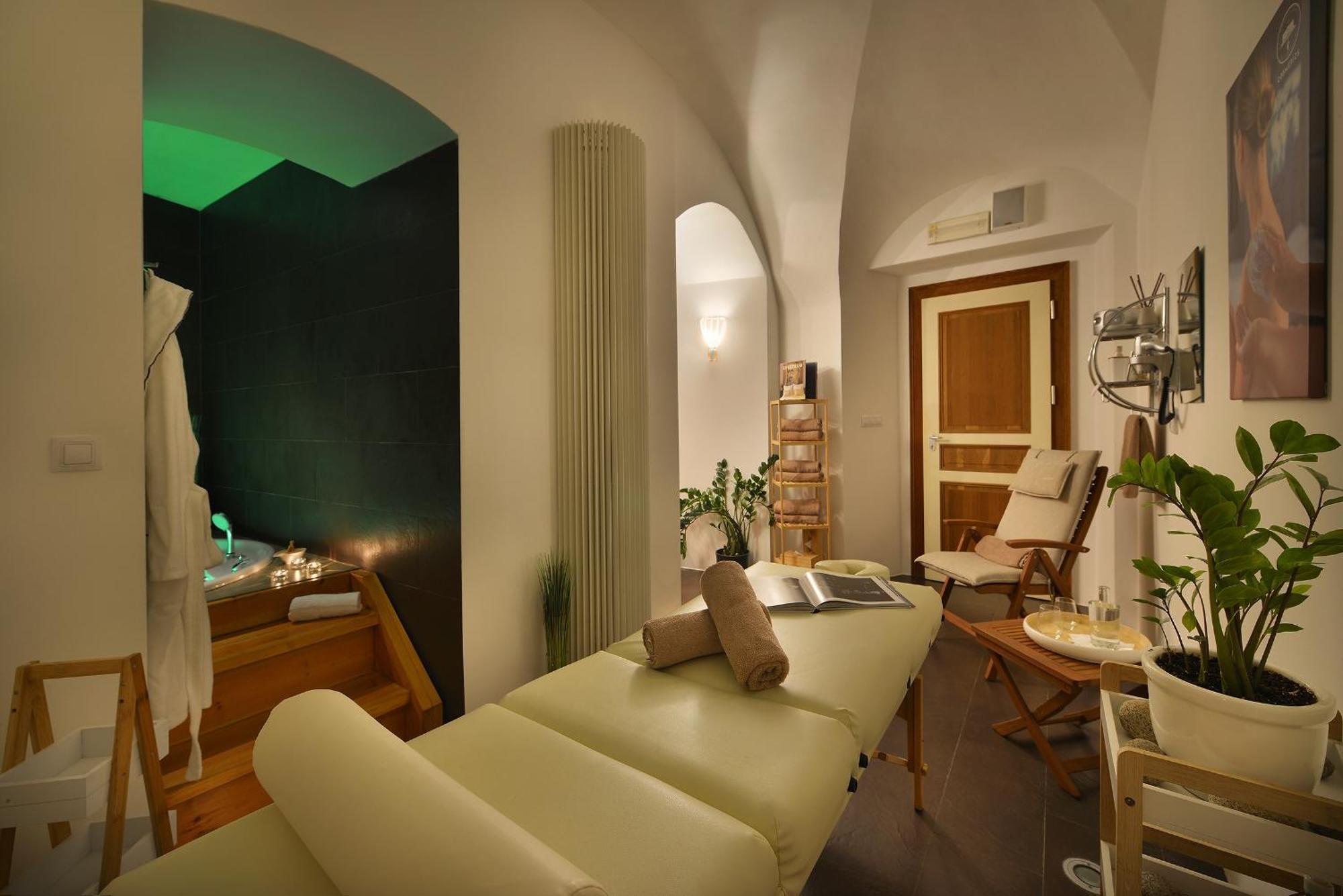 Design Hotel Neruda Praha Eksteriør bilde